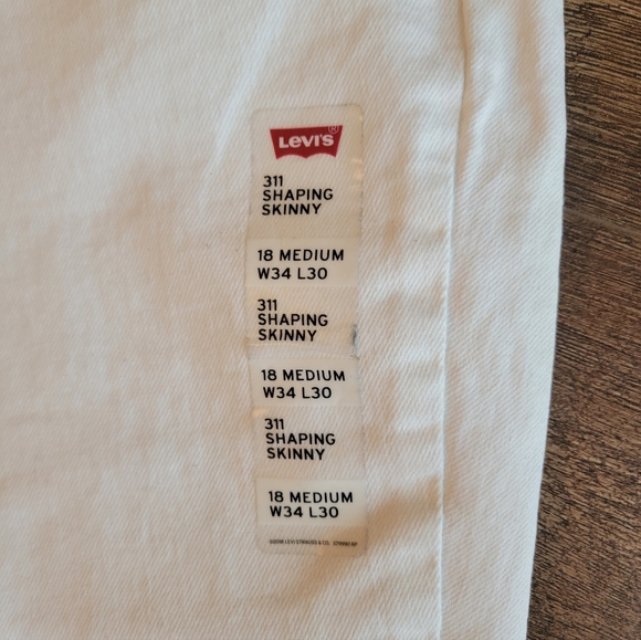 LEVIS 311 SHAPING SKINNY - Picture 3 of 8